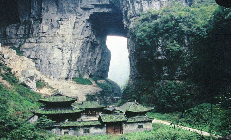 重慶武隆、長江三峽、神農架、荊州古城、武漢